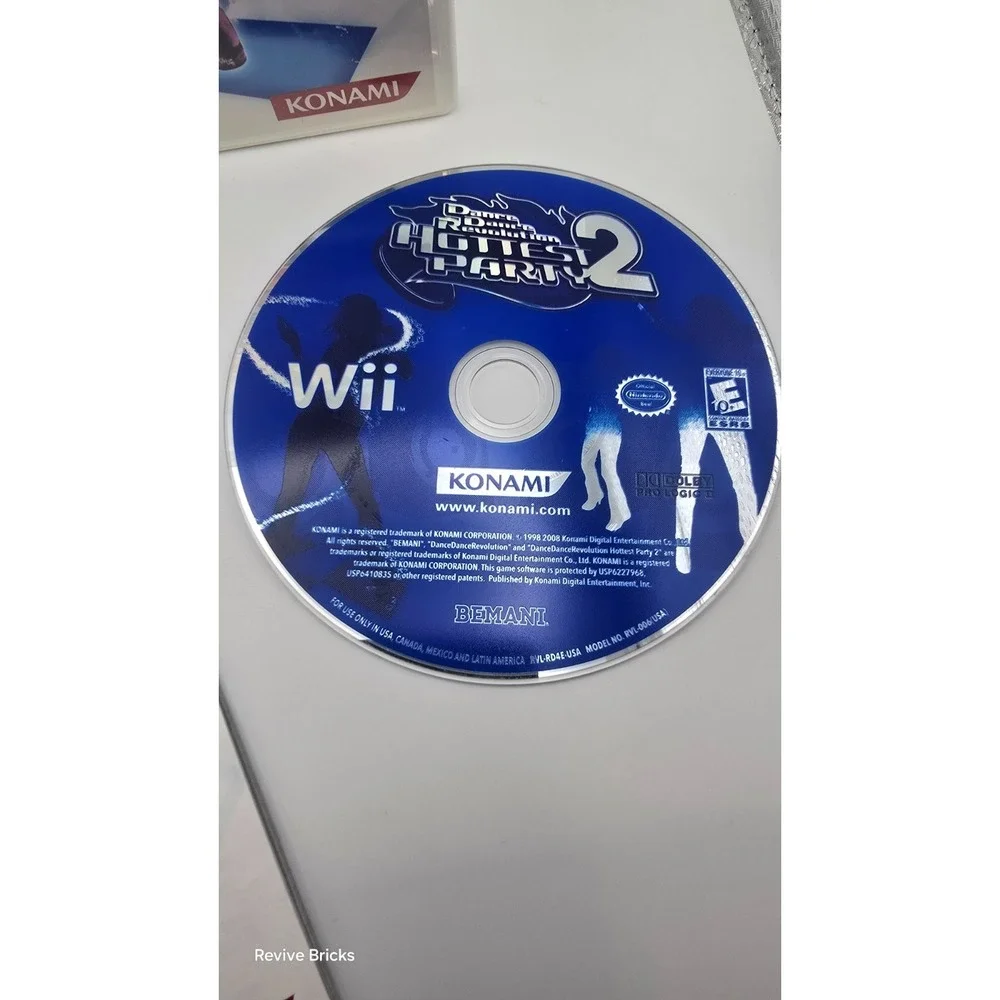 Dance Dance Revolution: Hottest Party 2 (Nintendo Wii, 2008) CIB Complete Tested